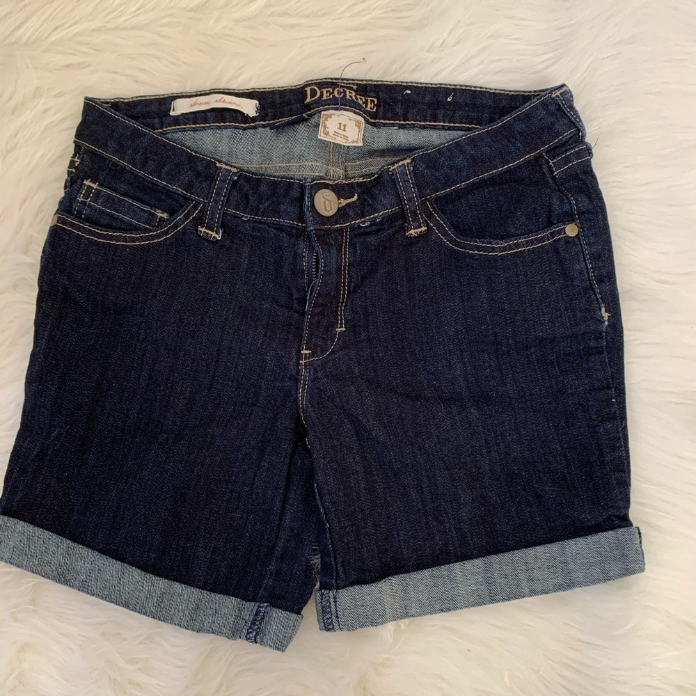 Decree shorts